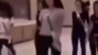 چه میگذرد واقعا