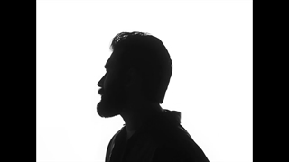 آهنگ جدید علی یاسینی نفهمیدم (همراه با پوری)