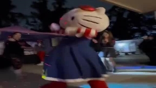 یکی :  هر خوابی قطعا یه تعبیری داره . نرمالللل ترین خواب های من :