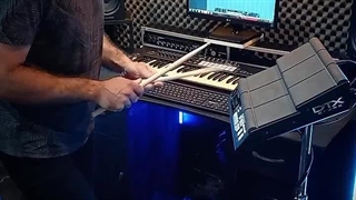 درامز نوازی توسط حسن مهدوی با پرکاشن مدل یاماها