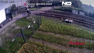 Train crashed into the truck