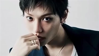 ...و رونمایی از مدل مو جدید فلیکس؛