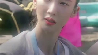 دوستان این سکانسو ببینید  خیلی خوبه ، سریالشم عالیه ولی من ندیدم یکی میشه بهم بگه اسم این سریال چینی چیه خیلی ممنون ❤