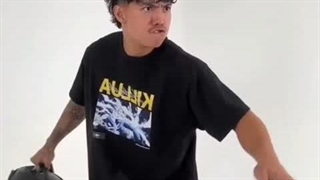 عادی ترین سلاح ها تو انیمه Gachiakuta