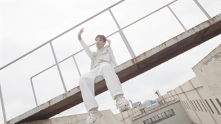 موزیک ویدیو آهنگ and only I از _X LOV♡