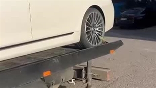 خدمات امداد جاده ای با مجموعه امداد خودرو میانه