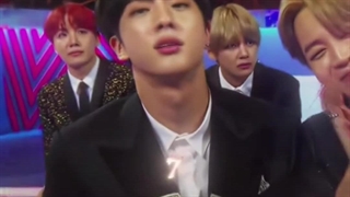 بچه‌هام برنده جایزه گروه پسرا افسانه ای شدن تبریک بهشون♡♡♡(: