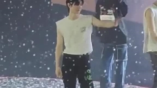 روز شیرین ترین پنگوئن دنیا مبارک!!!(کپشن♡)