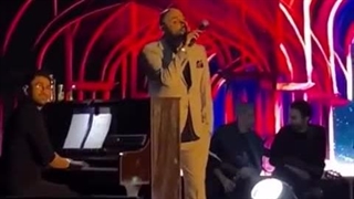 اینستاگرام نیوشا مفیدی پس از آوازخوانی در کنسرت حمید حامی مسدود شد