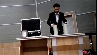 شعبده بازی فوق العاده در جشن مدرسه