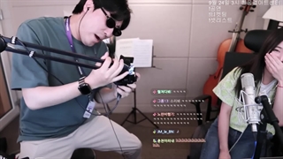 Charming_Jo sings HEYYEYAAEYAAAEYAEYAA