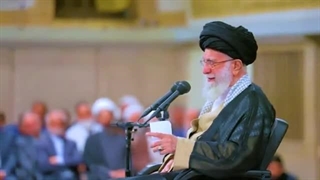 جهت  جوان باید تحلیل داشته باشد