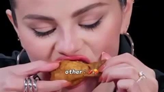 فقط جنی اون وسط