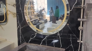 دیوارپوش سرویس با روشویی