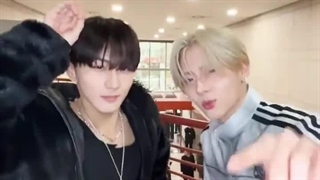 تیک تاک سانگوون با جونگوون انهایپن با آهنگ Freak alarm/پدر و پسرمون^^