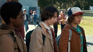 سریال استرنجر تینگز(چیز های عجیب) Stranger Things قسمت اول فصل اول