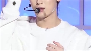 Fancam سونو در اجرای اهنگ knife انهایپن