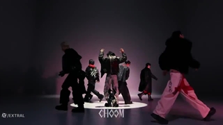 پرفرومنس استادیوم چوم knife انهایپن