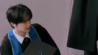 تبریک میگم شما از ویک وان فارغ تحصیل شدید