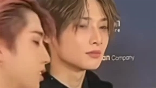 ولی خودمونیمااا این روباه کوچولو از هیونگ هاش یاد گرفته چطوری استی ها رو اغوا کنه