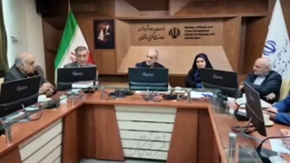 پزشکیان خطاب به وطن فروشان:نگین ایرانی هستین