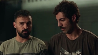 فیلم سینمایی گوزن های اتوبان [دانلود کامل لینک زیر]