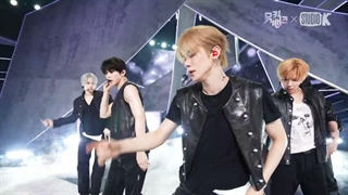 اجرای 4K آهنگ Stick With You گروه TXT در Music Bank شبکه KBS