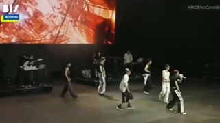 اجرای Riize (رایز) در Lollapalooza برزیل 2026 با آهنگ bag bad back