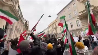 «بزن که خوب میزنی» اینبار در اتریش (بسیج وینِ :)