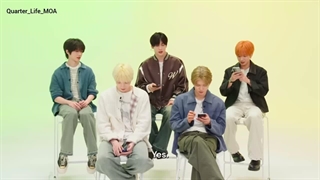Txt Reaveal What's On Their Phones