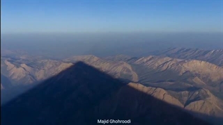 تایم لپس زیبا از تقارن سایه ی دماوند و ماه