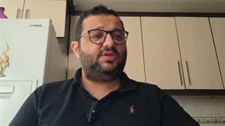 هستهٔ لرزان: چرا هویت از پرسش‌های پایدار تغذیه می‌کند، نه از پاسخ‌های ثابت