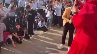 اجرای رزیتا دغلاوی نژاد در مراسم جشن روز دانش آموز دبستان پسرانه دولتی جمشید غنی (ناحیه ۳ شیراز)